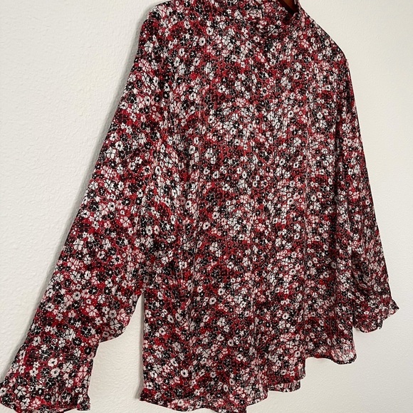 Tommy Hilfiger floral cuff sleeves ruffled collar button up shirt plus size - Picture 2 of 10